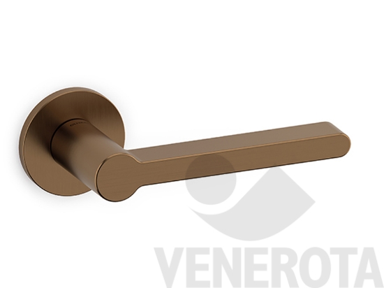 Immagine di Maniglia Logo L con rosetta tonda bassa Olivari