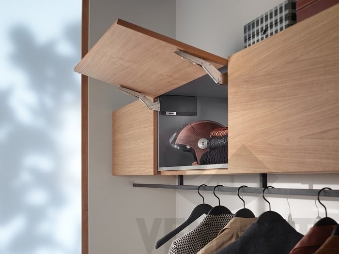 immagine 2 di Immagine di AVENTOS HK top per anta a ribalta standard per T...